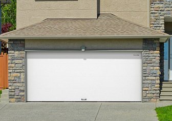 Секционные гаражные ворота Doorhan RSD01 BIW (2300х2200)