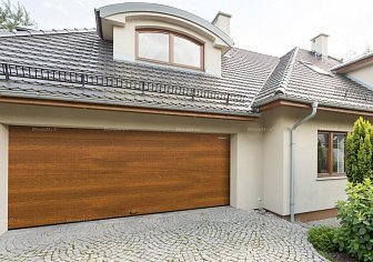 Секционные гаражные ворота Doorhan RSD01 BIW (2100х2300)