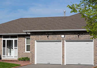 Секционные гаражные ворота Doorhan RSD01 BIW (2400х2100)